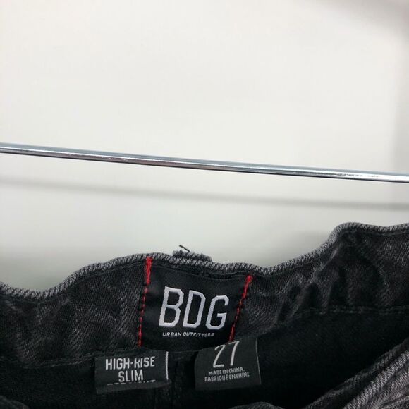 BDG High Rise Slim Straight Jeans Womens 27 Black Wash Ripped Grunge Worn In - Picture 10 of 12